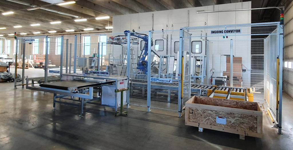 Wood timber - Robotic loading & unloading of CNC machine